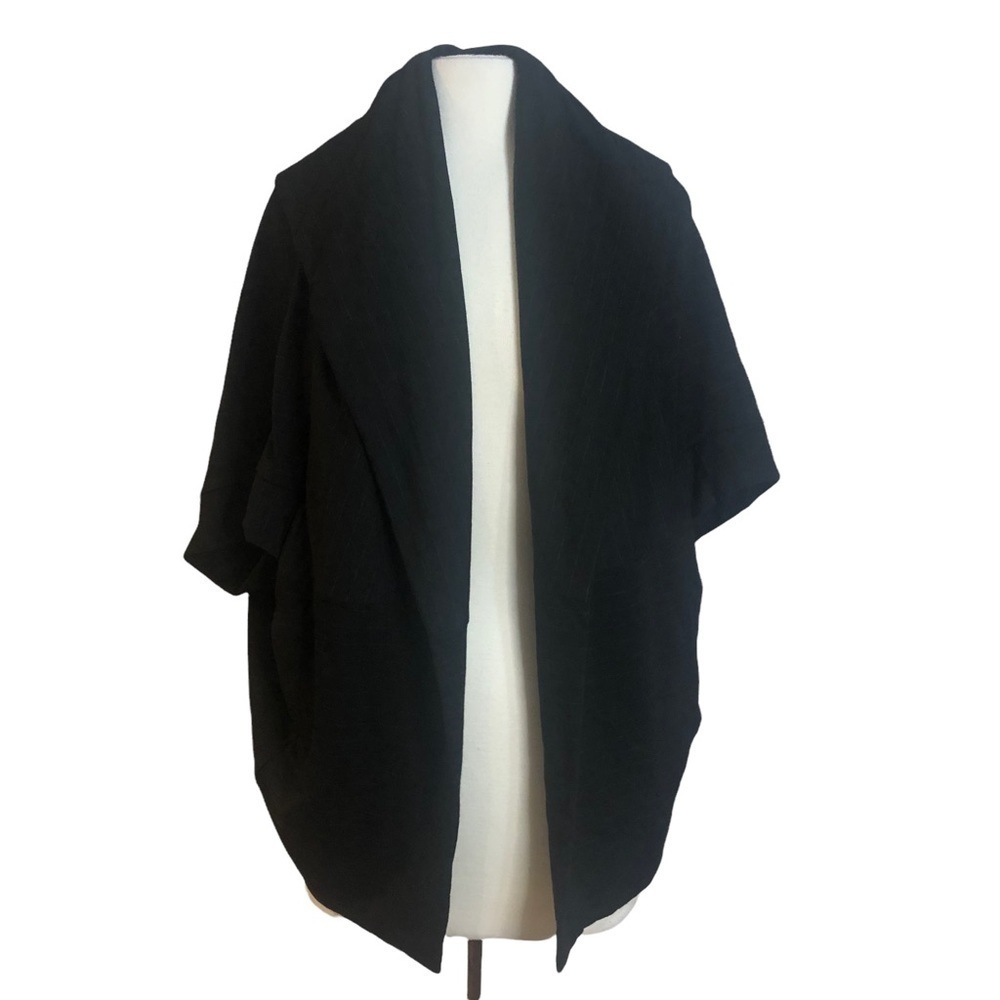 𝅺CAPOTE NWT Black Pinstriped Open Dolman Cardigan Size Small